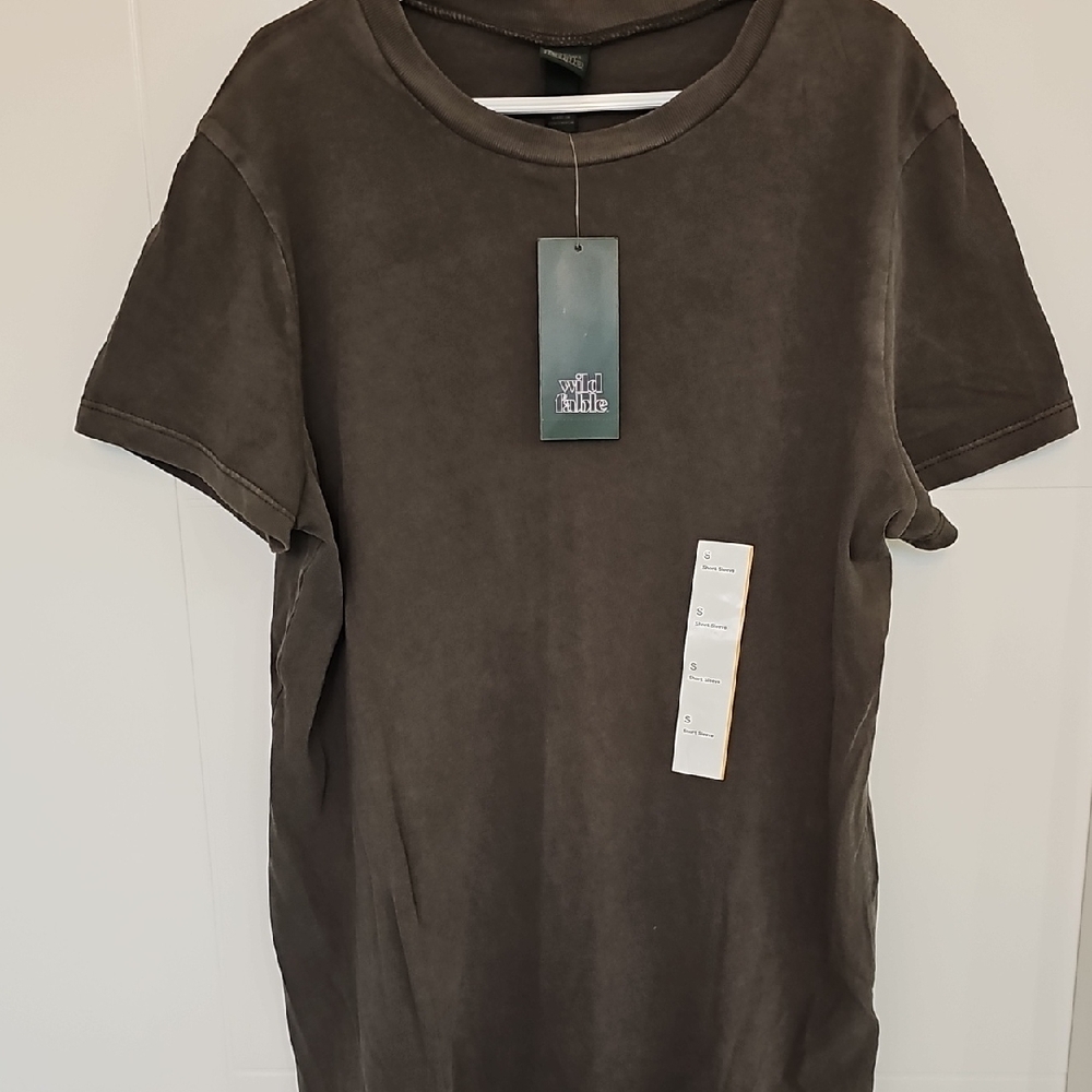 NWT Wild Fable Olive Green Short Sleeve Tee Sz Small